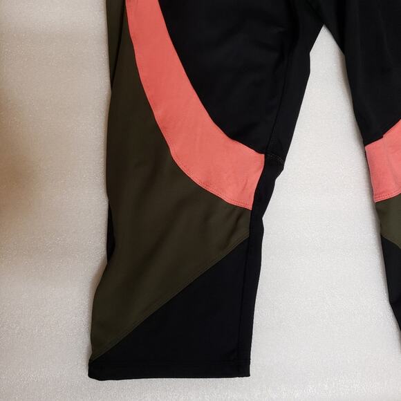 Lane Bryant Crop Color Block Leggings Plus 18 20 - Picture 2 of 7